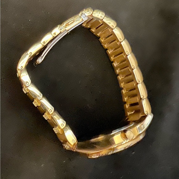 👑✅PRICE FIRM✅Beautiful Citizens Gold ECO-DRIVE Solar Watch. - Picture 12 of 17